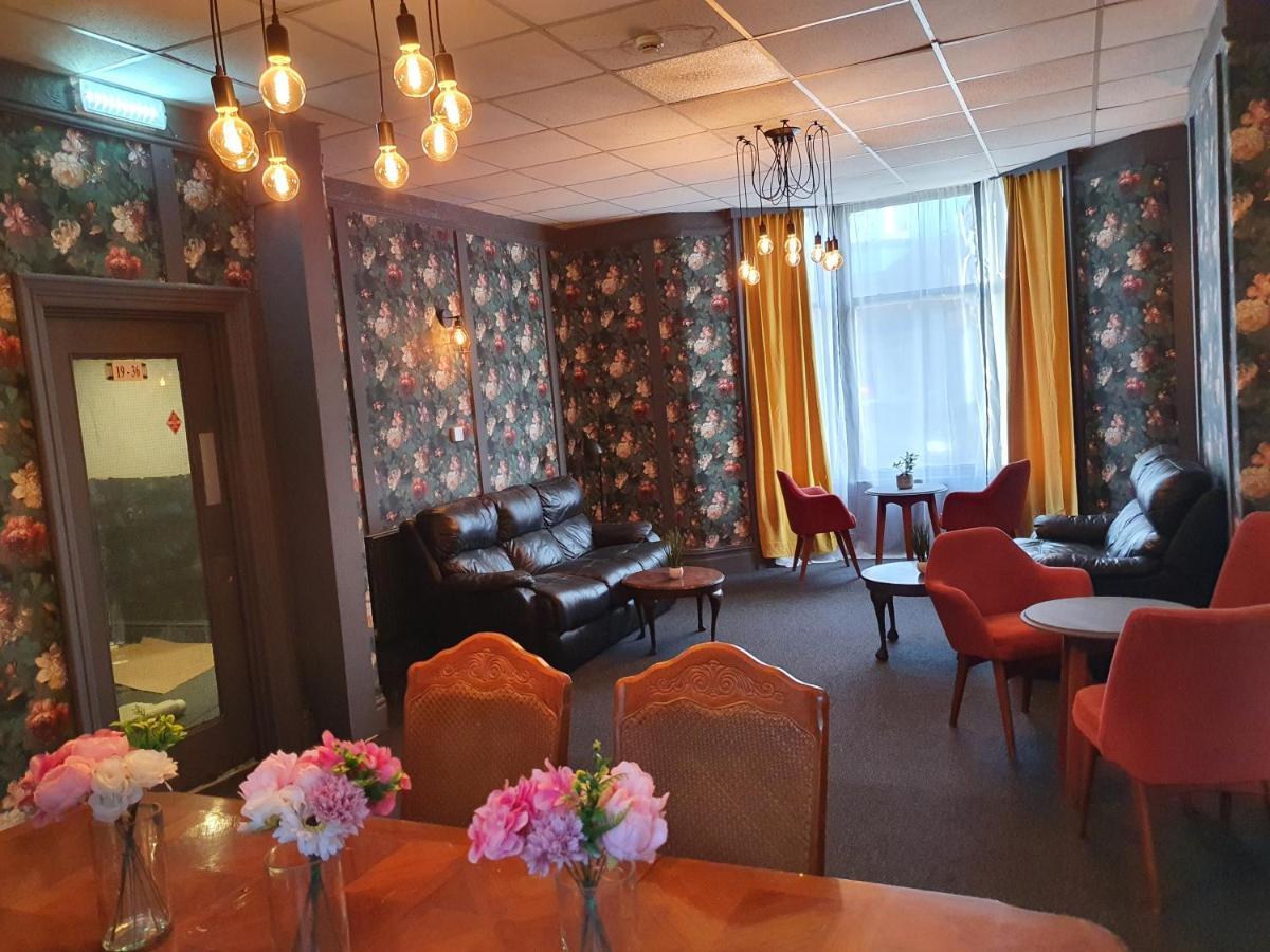 Balkan Hotel Blackpool Buitenkant foto