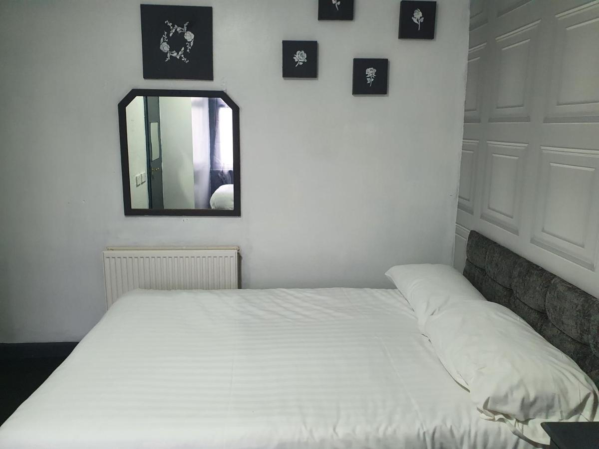 Balkan Hotel Blackpool Buitenkant foto