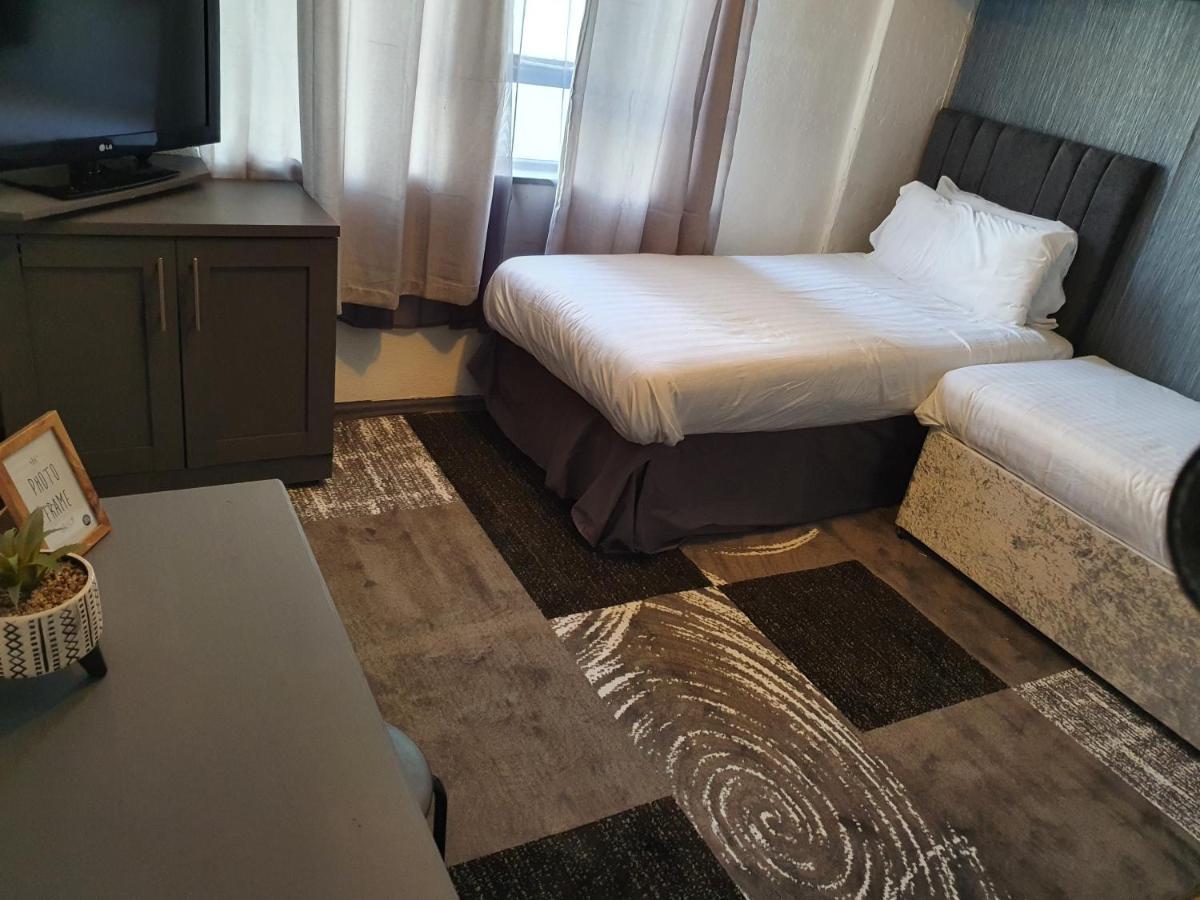 Balkan Hotel Blackpool Buitenkant foto