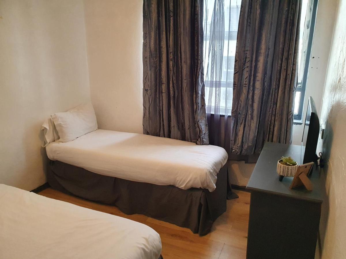 Balkan Hotel Blackpool Buitenkant foto