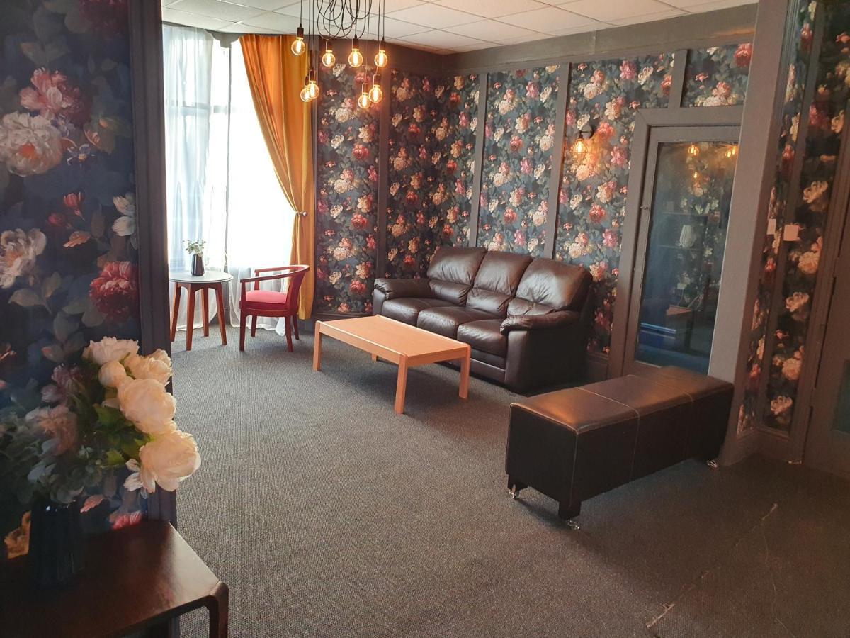 Balkan Hotel Blackpool Buitenkant foto